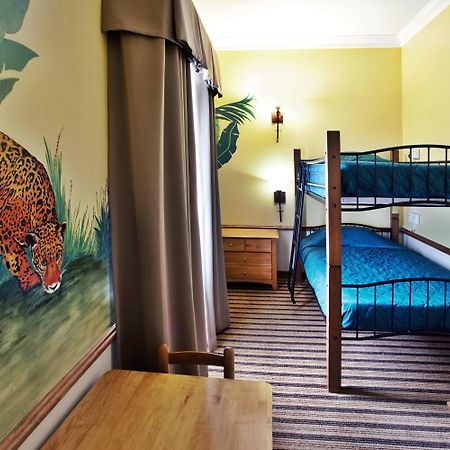 Holiday Inn Express Hotel & Suites Byron By Ihg Екстер'єр фото