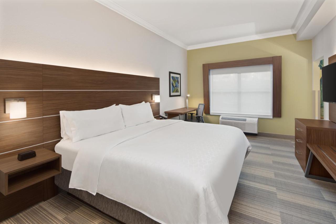 Holiday Inn Express Hotel & Suites Byron By Ihg Екстер'єр фото