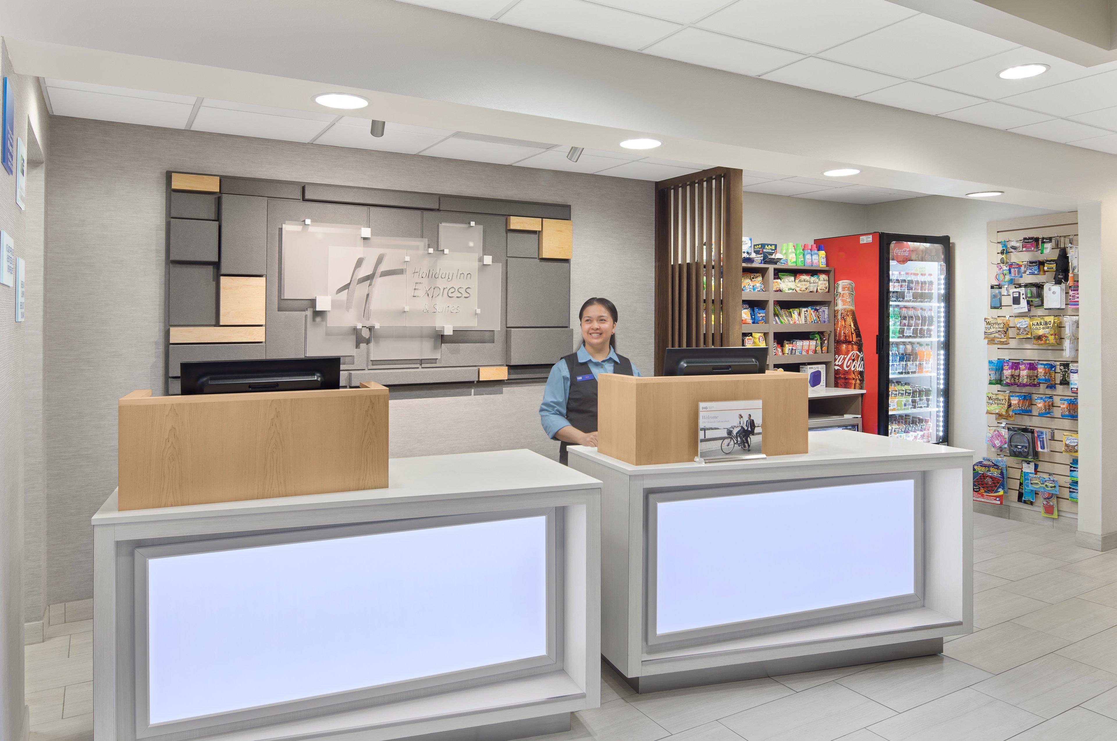 Holiday Inn Express Hotel & Suites Byron By Ihg Екстер'єр фото