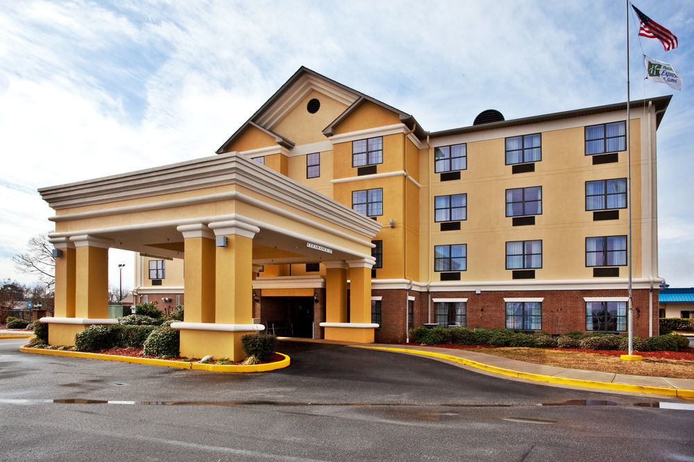 Holiday Inn Express Hotel & Suites Byron By Ihg Екстер'єр фото