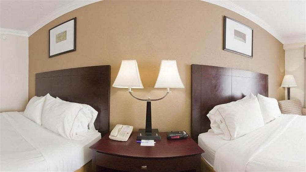 Holiday Inn Express Hotel & Suites Byron By Ihg Екстер'єр фото