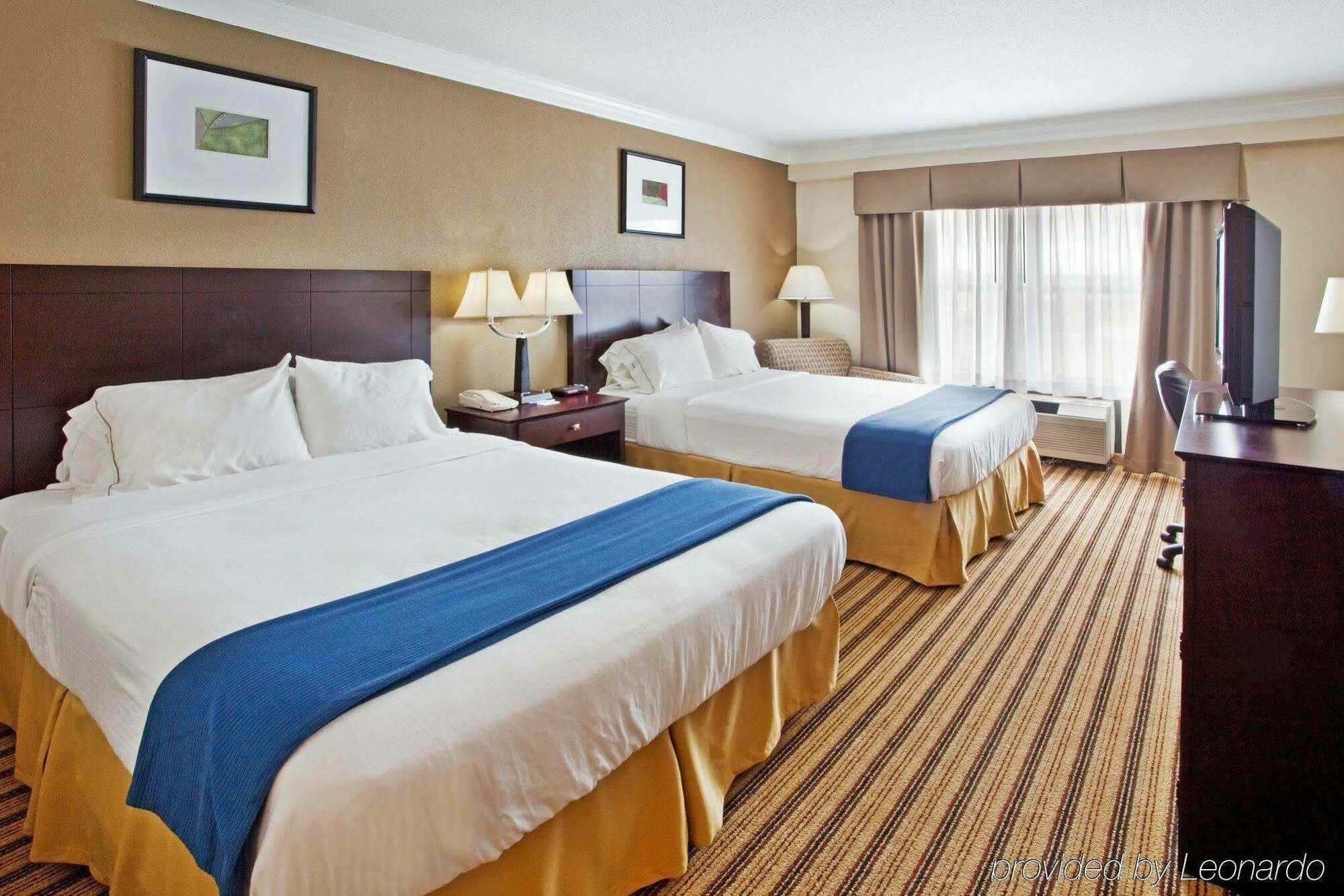 Holiday Inn Express Hotel & Suites Byron By Ihg Екстер'єр фото