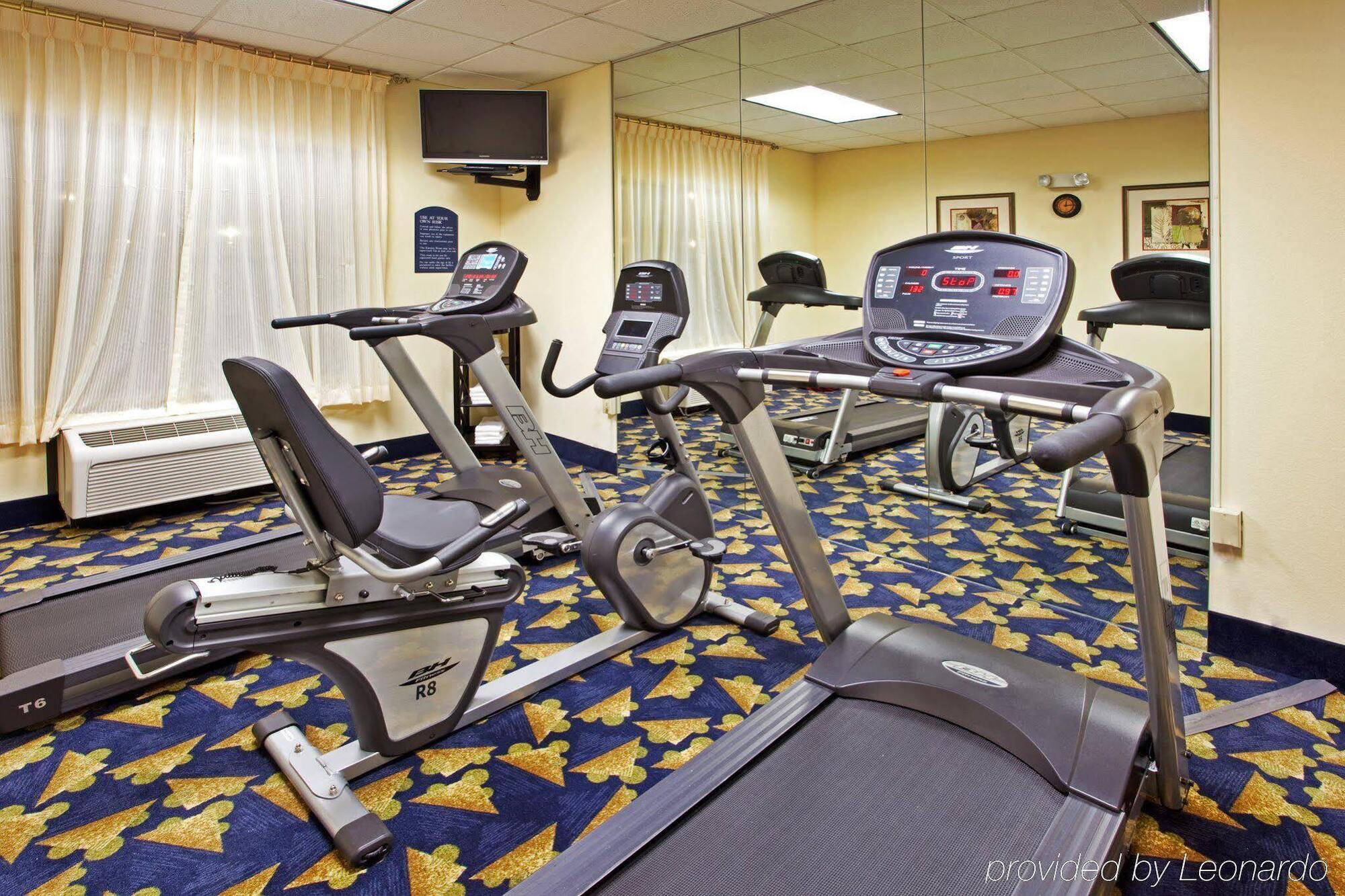 Holiday Inn Express Hotel & Suites Byron By Ihg Екстер'єр фото